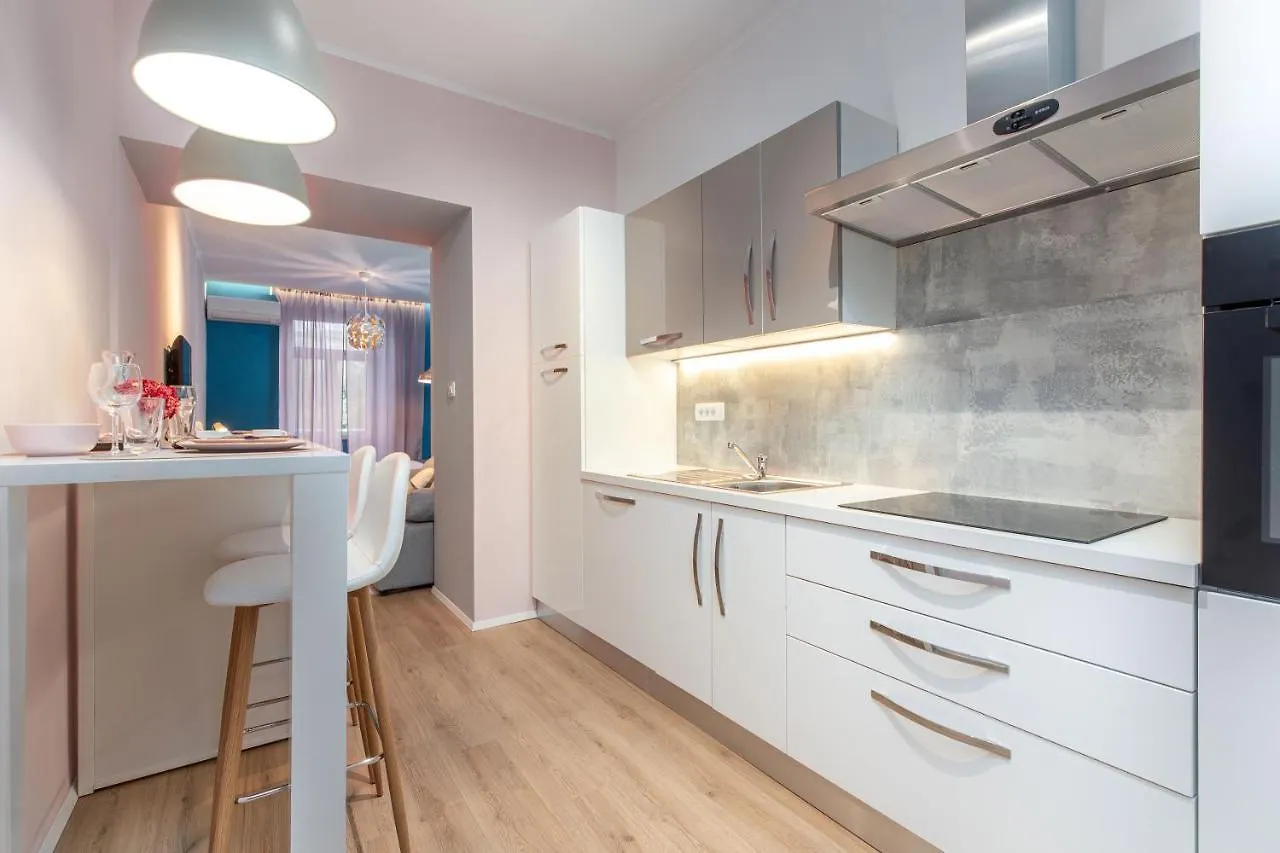 Danijela Apartments Rijeka 0*,  Hırvatistan